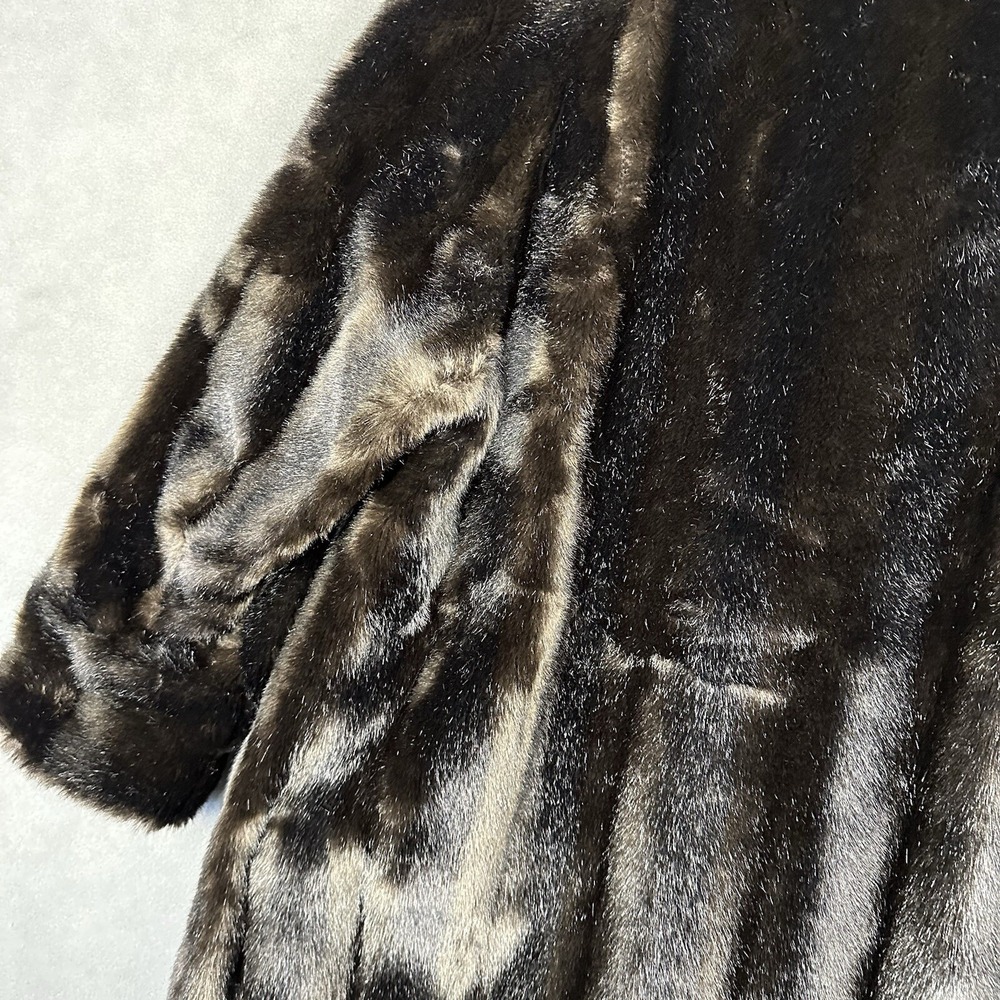 Vintage Women’s Tissavel France Faux Fur Chocolate Brown Union Made Size M - Picture 13 of 15
